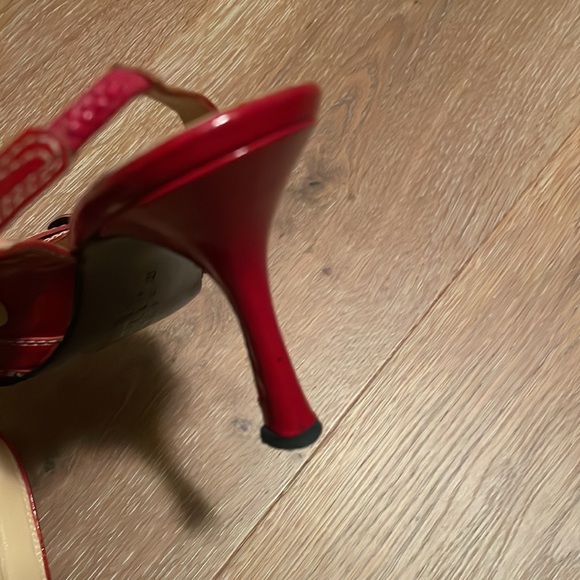 Gorgeous vintage Isaac Mizrahi patent leather - Picture 4 of 5